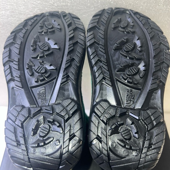 The North Face Toddler Teal and Black Boots - Picture 4 of 6